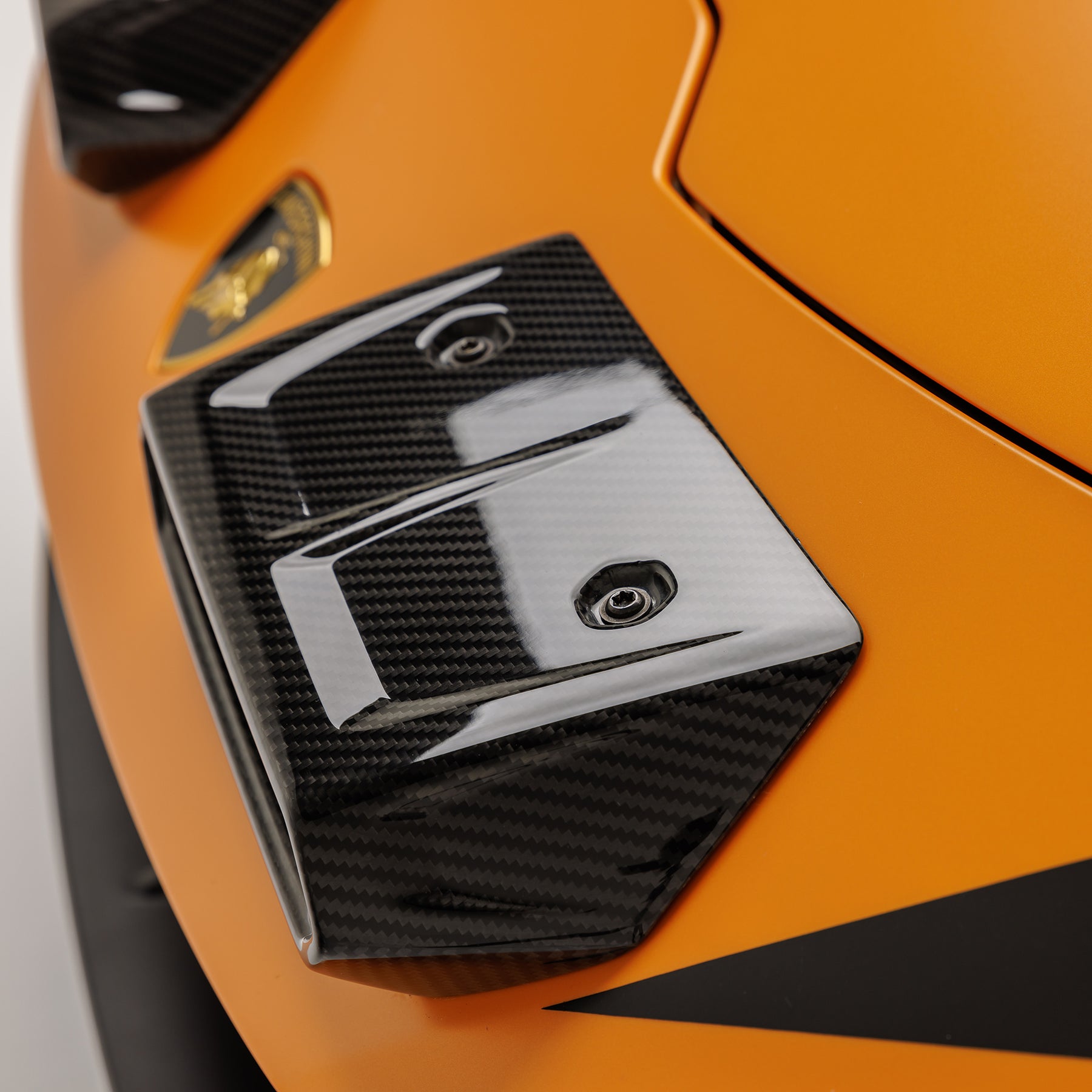 Huracan Sterrato VRS Aero Fog Light Covers Carbon Fiber PP 2x2 Glossy - Vorsteiner Wheels