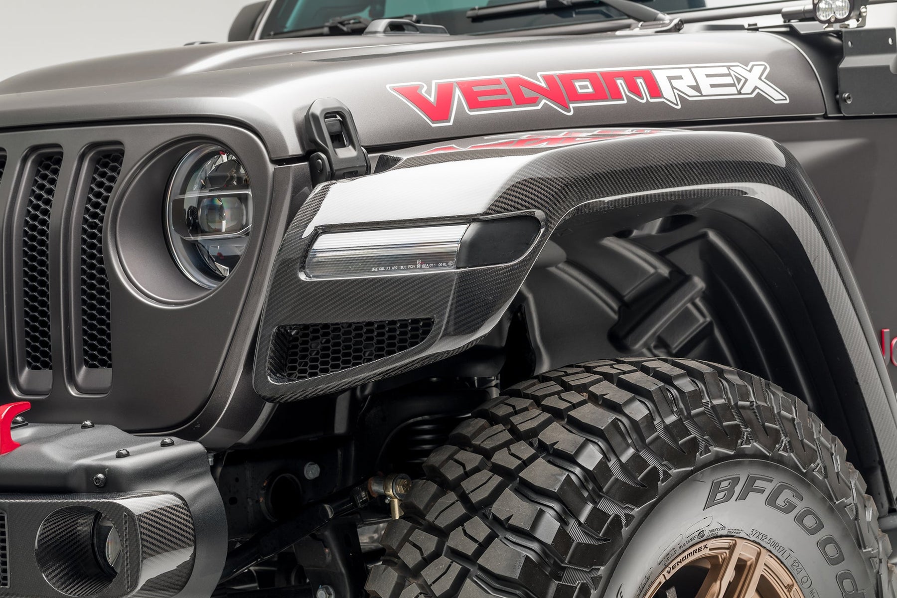 Jeep JL-JX Edition Aero Carbon Fiber Front Fenders - Vorsteiner Wheels