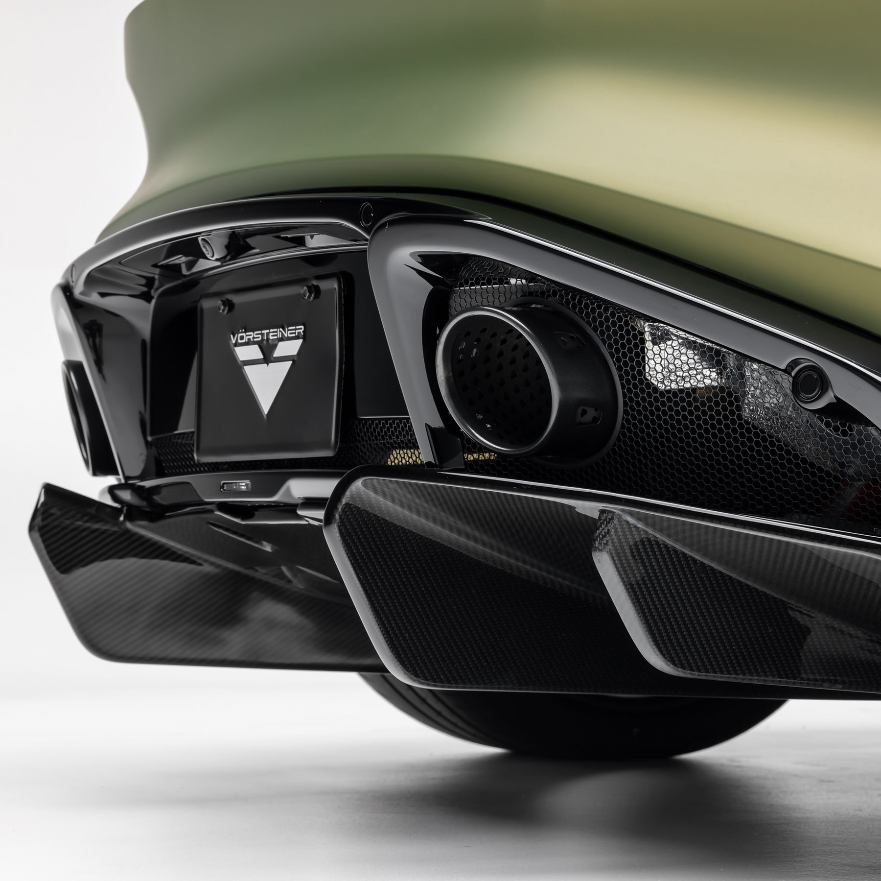 LR-52 Rear Diffuser - Vorsteiner Wheels