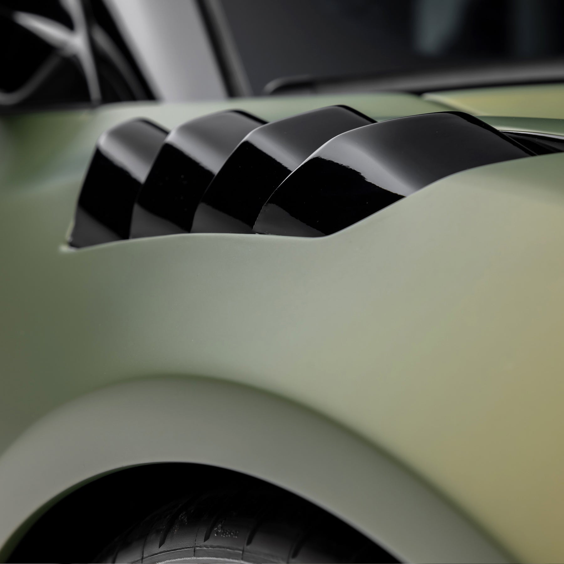 LR-52 Vented Fenders - Vorsteiner Wheels