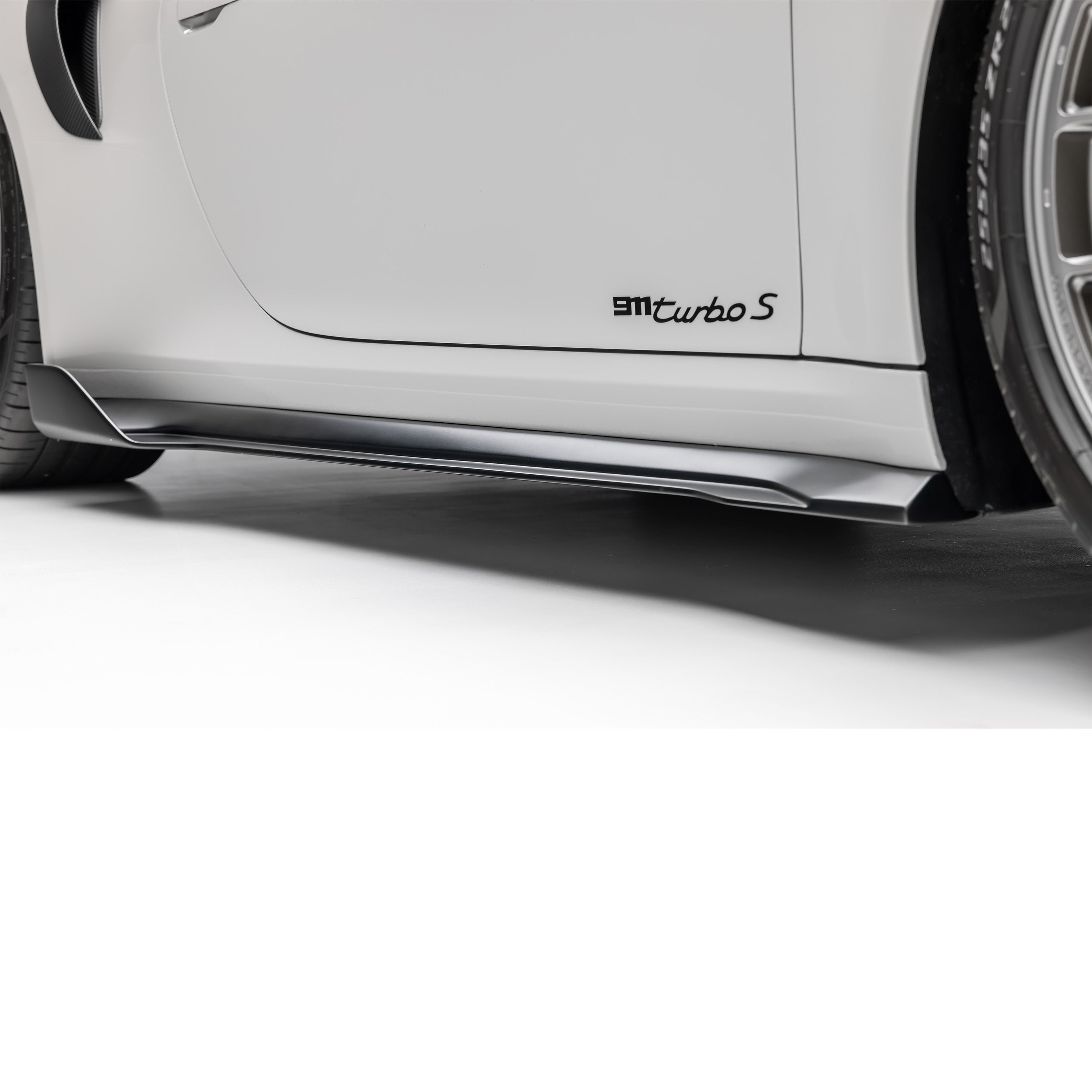 Porsche 992 Turbo S Aero Side Skirts - Vorsteiner Wheels Wheels