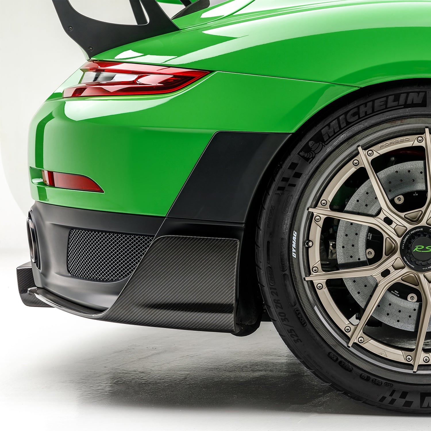 Porsche 991.2 911 GT2RS EVO Aero Rear Diffuser - Vorsteiner Wheels Wheels