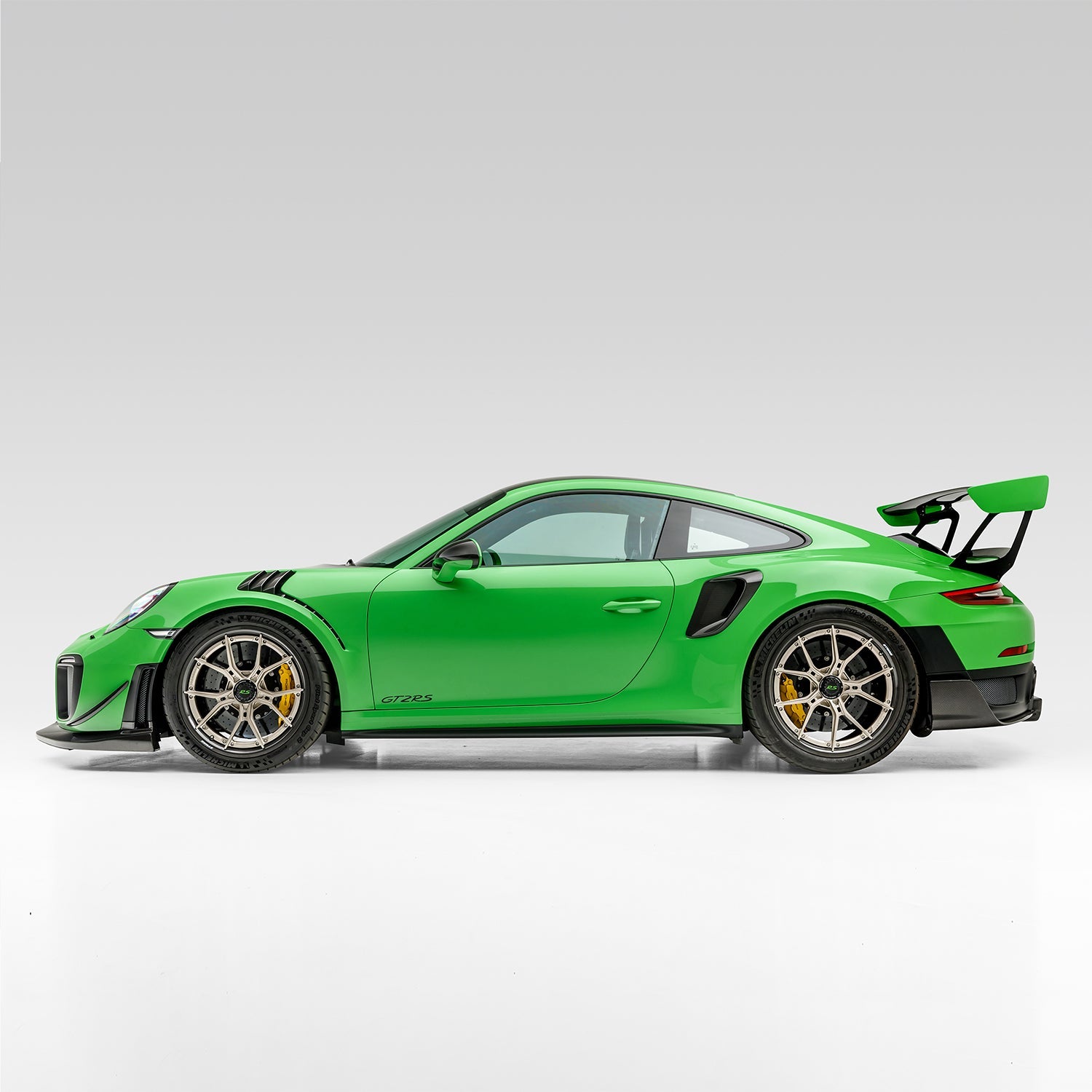 Porsche 991.2 911 GT2RS Aero Side Skirts - Vorsteiner Wheels Wheels