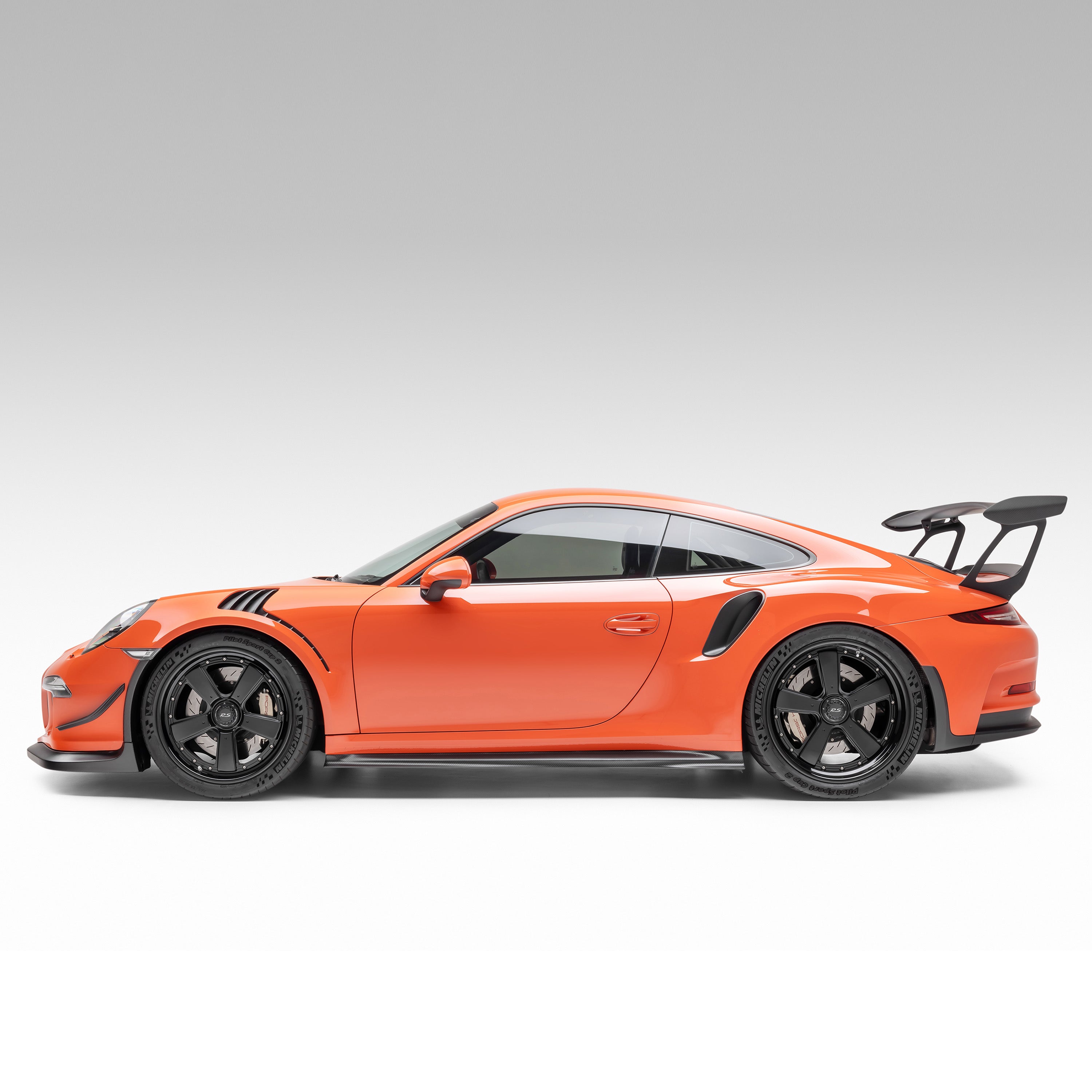 Porsche 991.1 911 GT3RS Aero Side Skirts - Vorsteiner Wheels