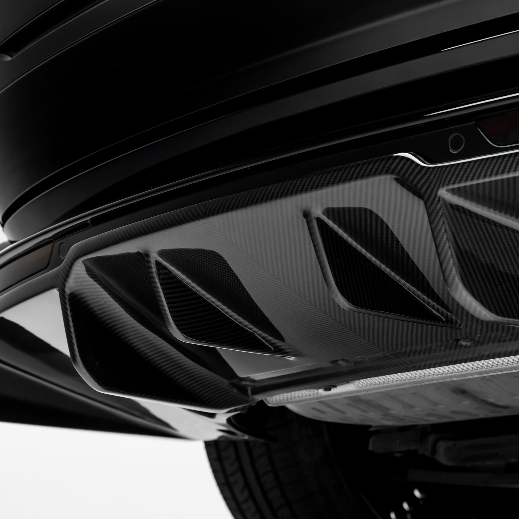 Rear Diffuser - Vorsteiner Wheels