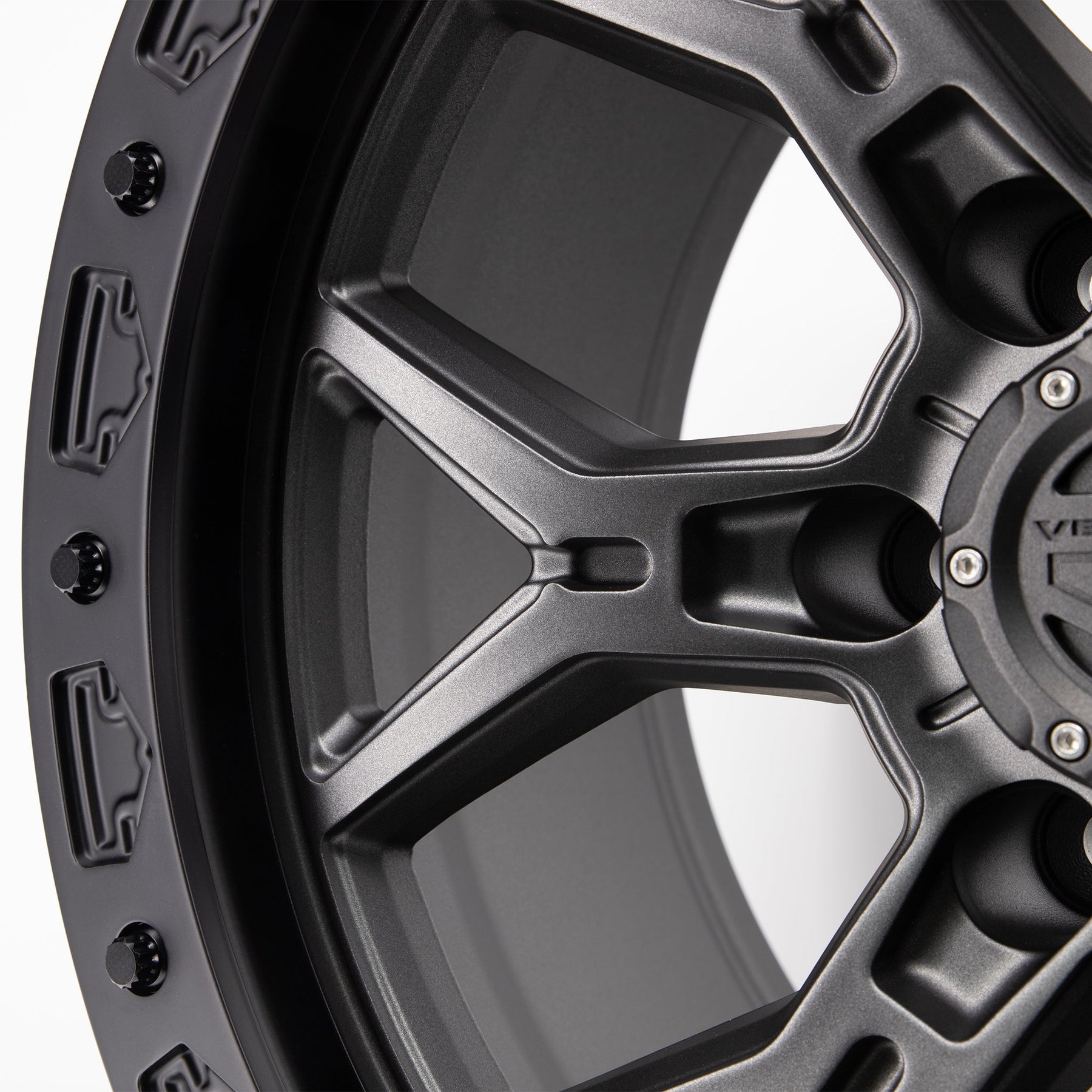 17" VR-601BL Tungsten Graphite - Vorsteiner Wheels