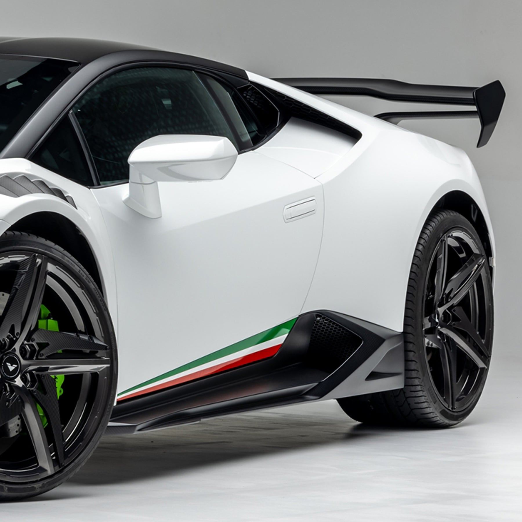 Lamborghini Huracan EVO Monza Edizione Side Blades - Vorsteiner Wheels