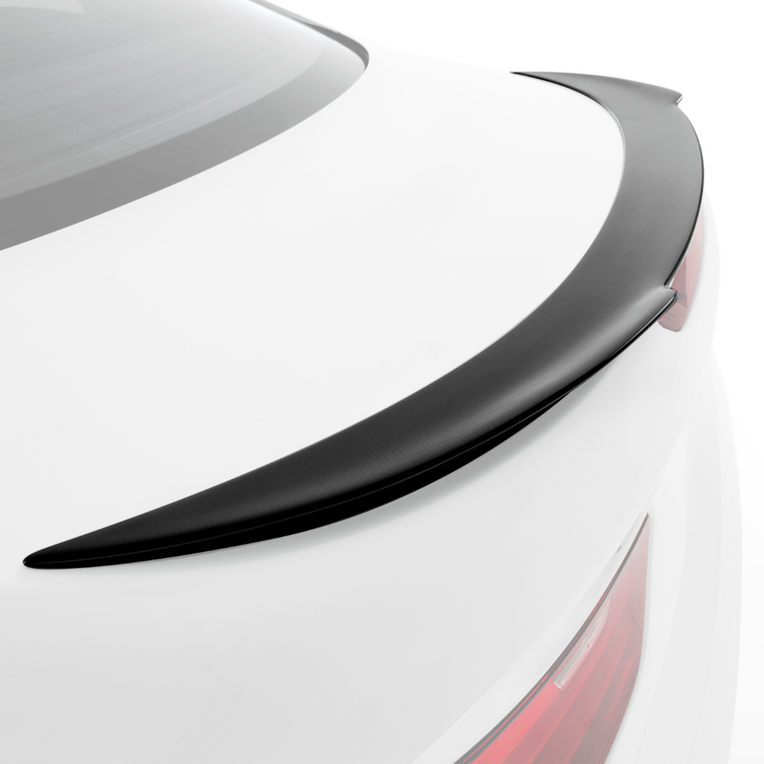 Vorsteiner Aerodynamics BMW F12 M6 V-Style Aero decklid spoiler in carbon fiber, enhancing sporty rear design.