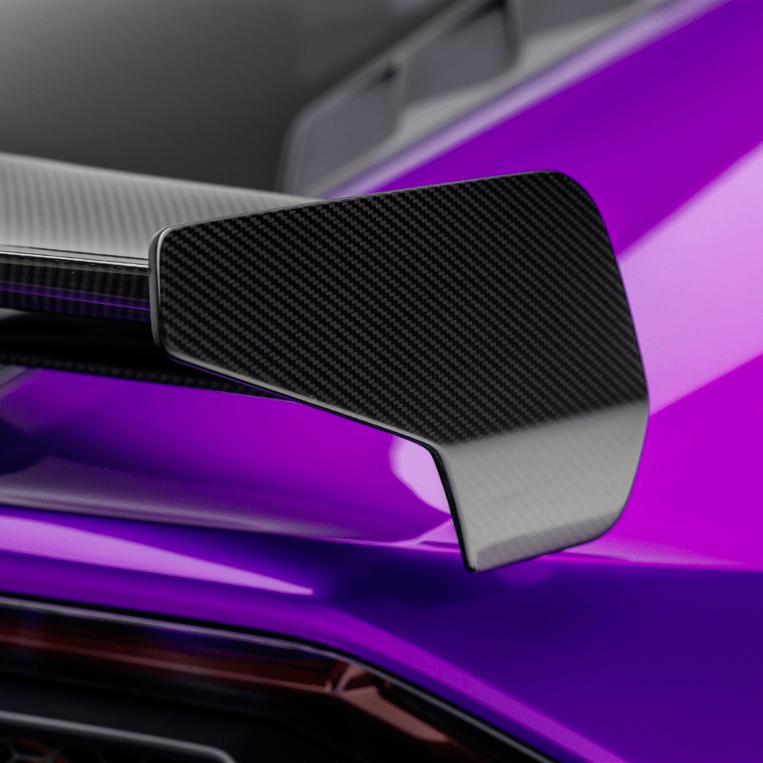 Vorsteiner Aerodynamics Lamborghini Huracan EVO Monza Edizione rear wing with integrated carbon fiber decklid, showcasing sleek aerodynamic design.