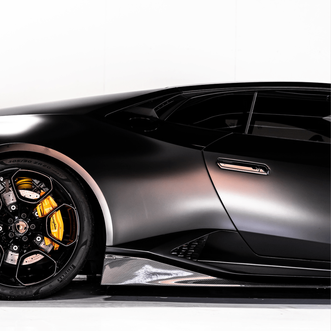 Vorsteiner Aerodynamics Lamborghini Huracan Mondiale carbon fiber aero side blades, showcasing lightweight performance-enhancing design