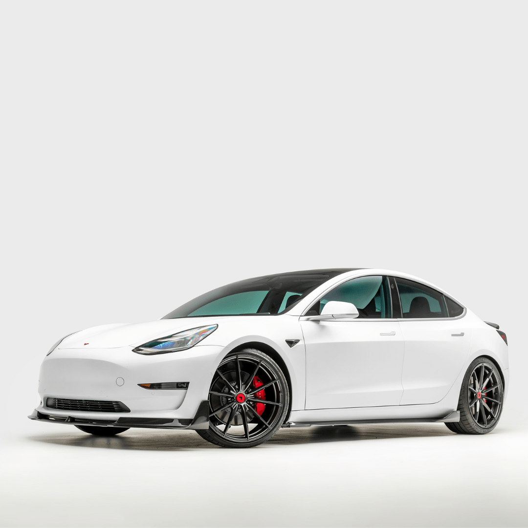 Vorsteiner Aerodynamics Tesla Model 3 Volta Aero side skirt in carbon fiber, showcasing sleek, aerodynamic styling.