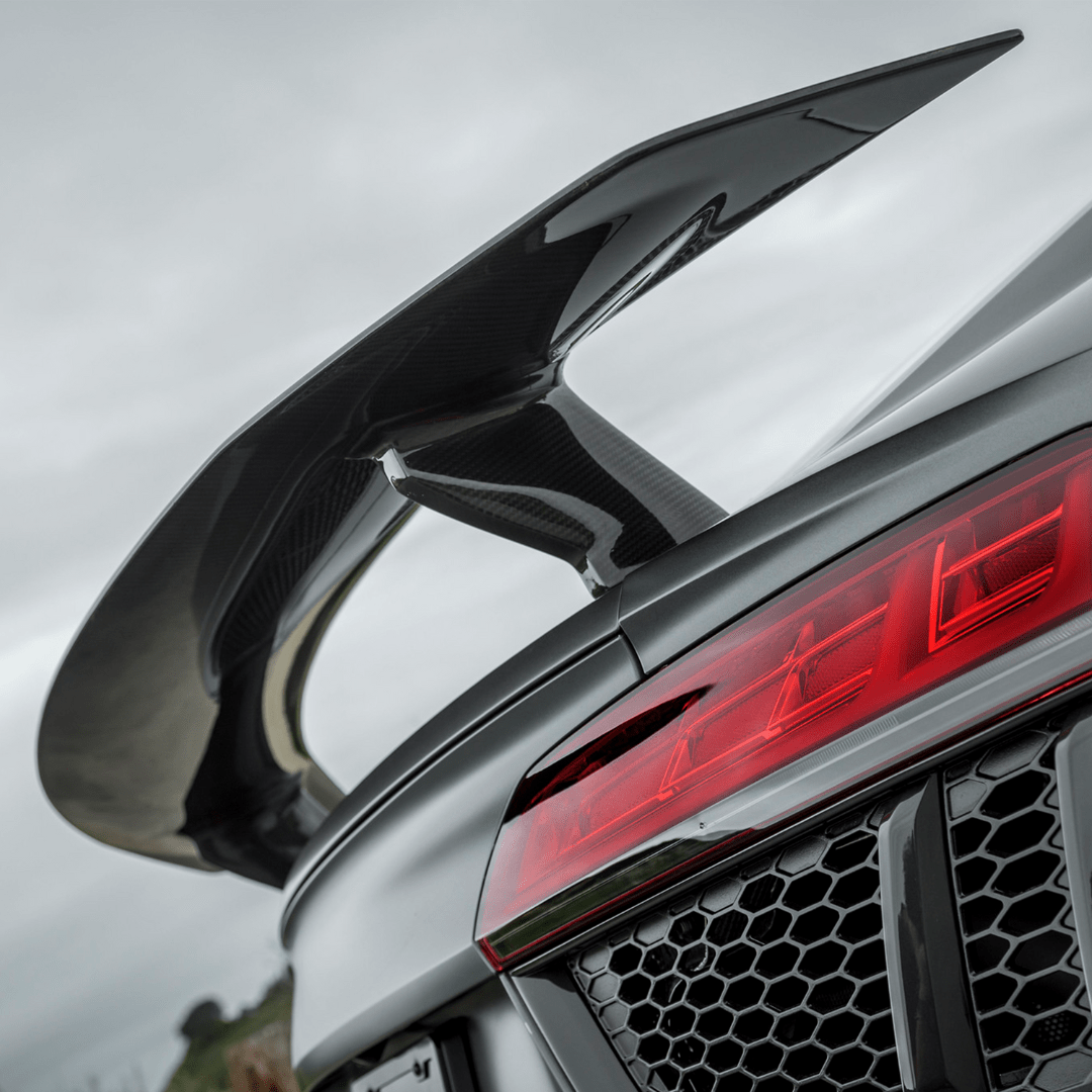 Vorsteiner Aerodynamics Audi R8 V10 Plus carbon fiber rear wing, aerodynamic aero spoiler for enhanced performance and style.
