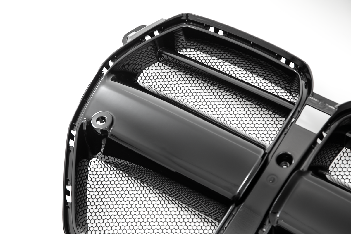 Vorsteiner Aerodynamics BMW G8X M3/M4 VRS Aero front grille mesh for enhanced car aerodynamics.