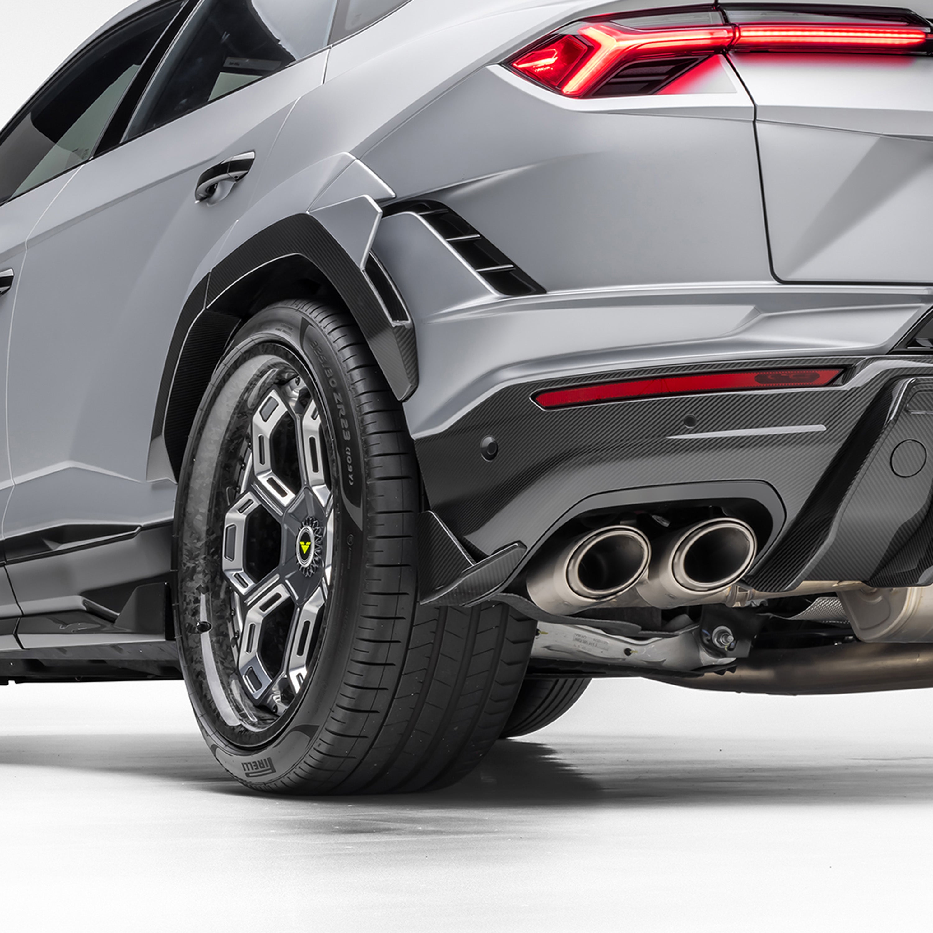 Lamborghini Urus Performante Edizione Aero Side Fins