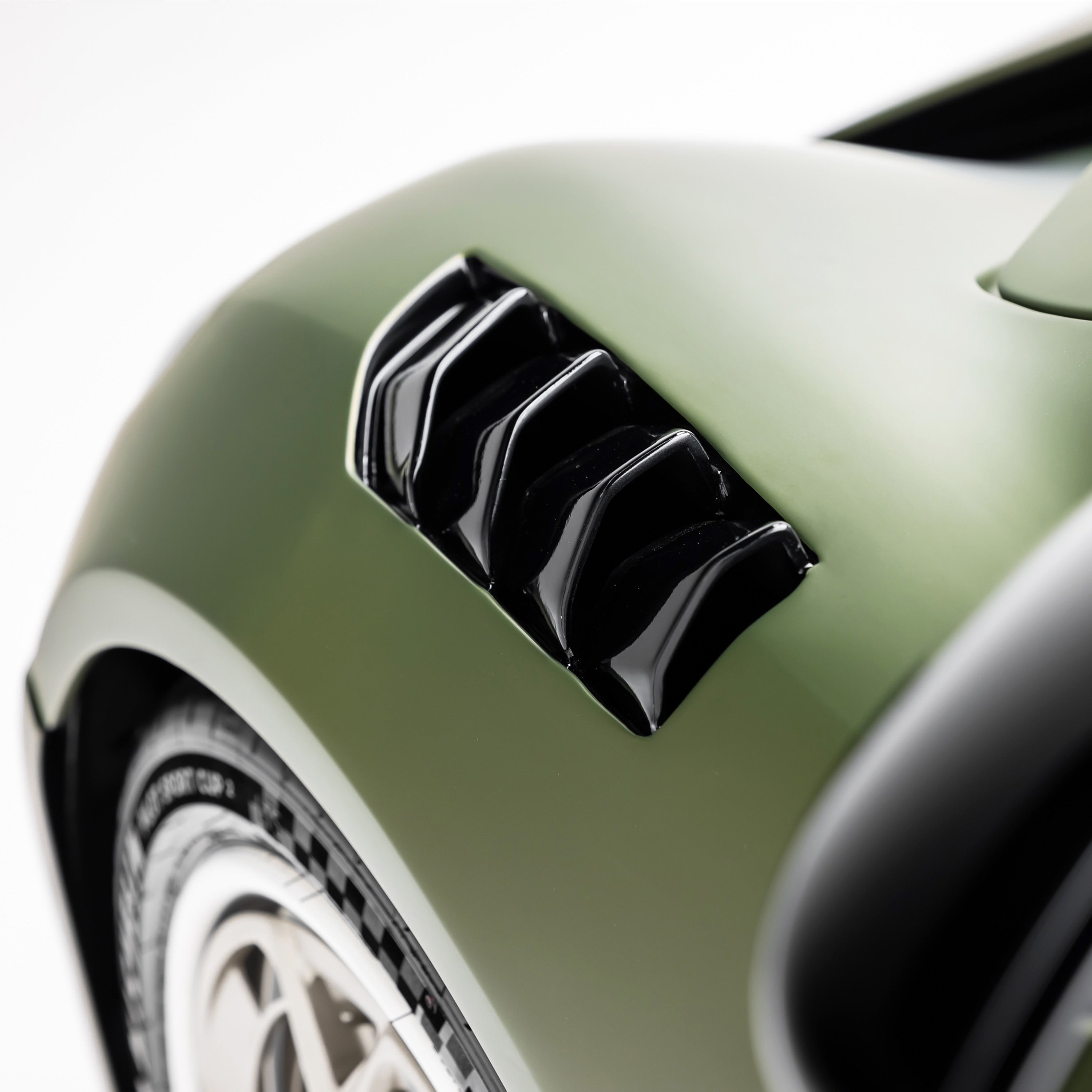 LR-52 Vented Fenders - Vorsteiner Wheels Wheels