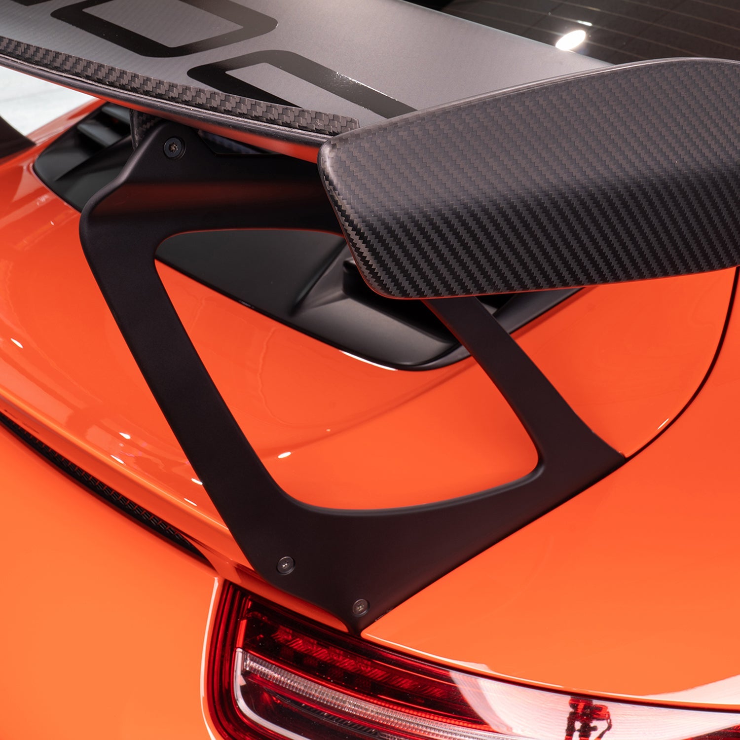 Porsche 991.1 911 GT3RS Extended Wing Risers