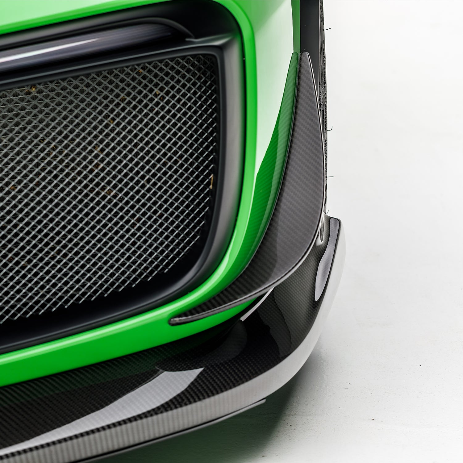 Porsche 991.2 911 GT2RS Aero Front Canards - Vorsteiner Wheels Wheels