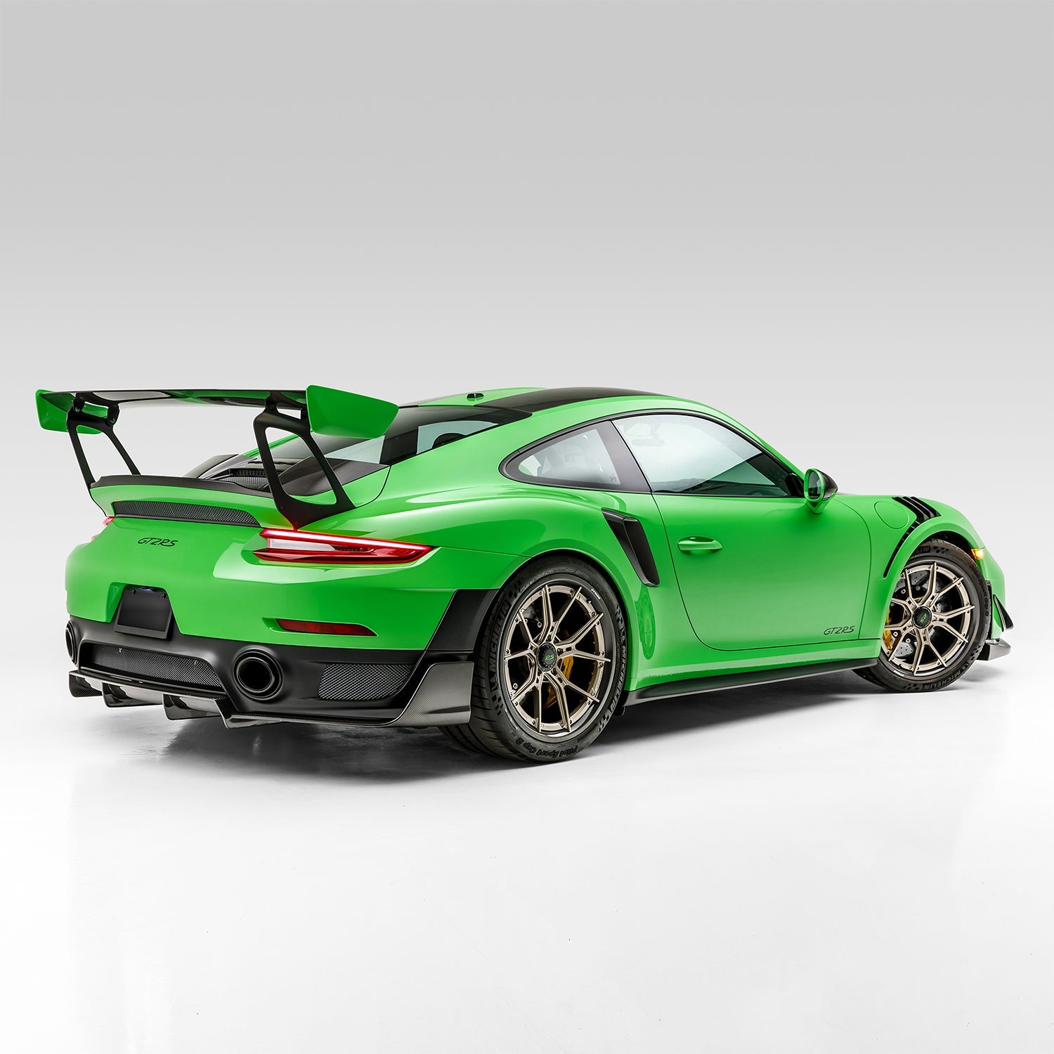 Porsche 991.2 911 GT2RS Aero Side Skirts - Vorsteiner Wheels Wheels