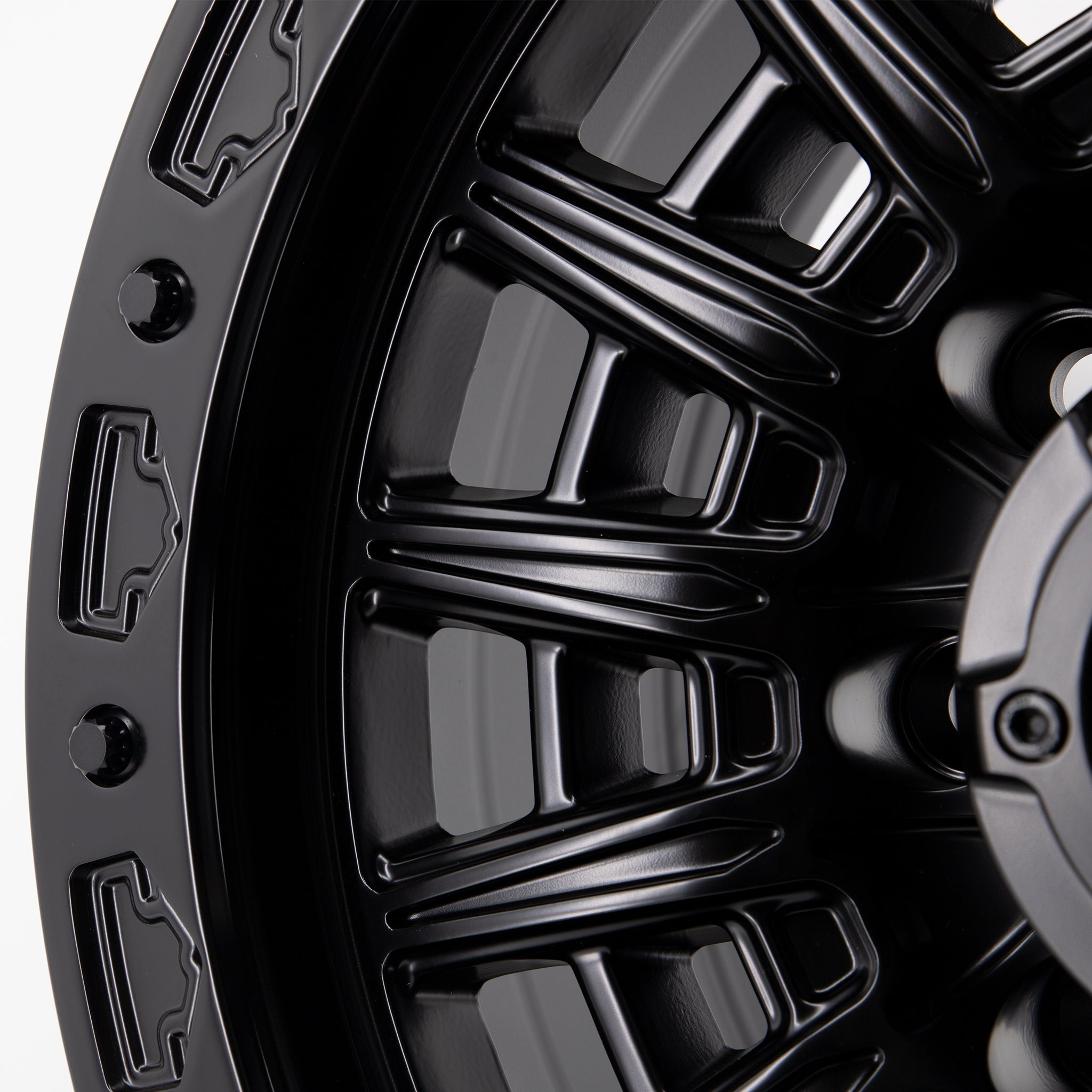 17" VR-801BL Coal Black