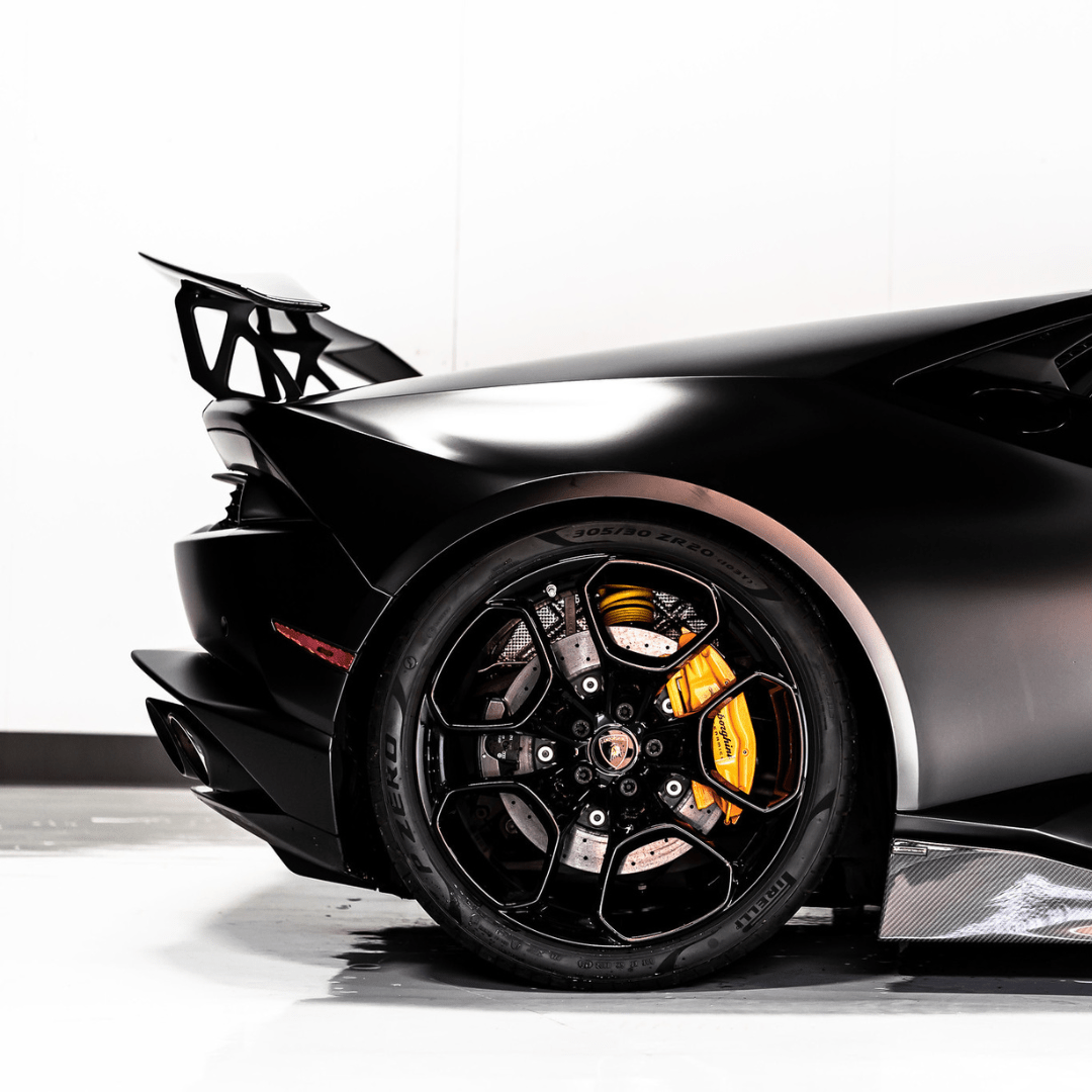 Lamborghini Huracan Mondiale Edizione Aero Wing Blade w/ Aluminum Upri Lamborghini Huracan Mondiale Edizione Aero Wing Blade w/ Aluminum Upri