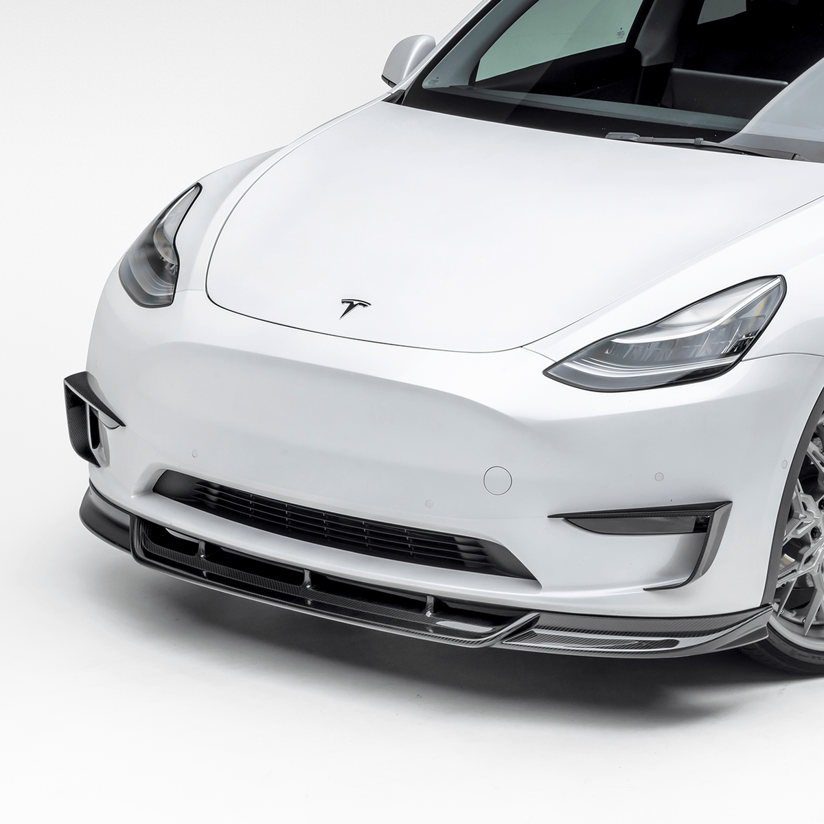 Tesla-Model-Y_Aero_Front-